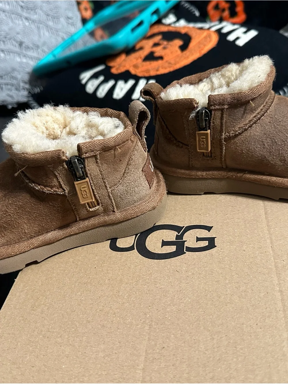 UGG Kids Chestnut classic ultra mini